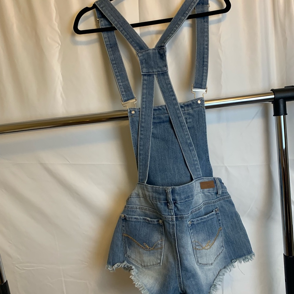 Jean material - Picture 2 of 4